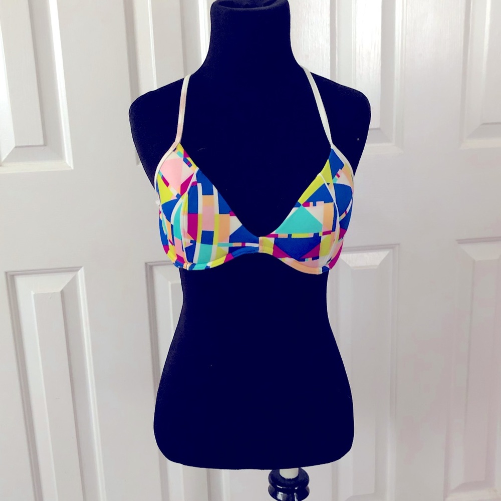 SALE PINK Victoria’s Secret bikini top